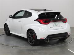 ���ޥۤ�УäǤ����Ѥ��������ޤ����μ��и�˭�٤ʥ����åդ��б��������ޤ��� 3