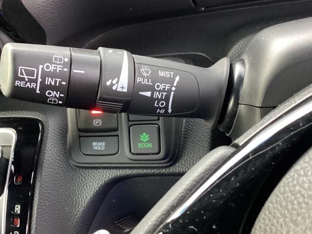 N-BOXカスタム Lターボ メモリーナビ ETC リアカメラ 地デジチューナー 衝突軽減ブレーキサポート LEDヘッドライ アイドリングS ターボエンジン PS カーテンエアバック シートヒータ エアバック USB AAC PW(35枚目)