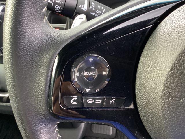 N-BOXカスタム Lターボ メモリーナビ ETC リアカメラ 地デジチューナー 衝突軽減ブレーキサポート LEDヘッドライ アイドリングS ターボエンジン PS カーテンエアバック シートヒータ エアバック USB AAC PW(37枚目)