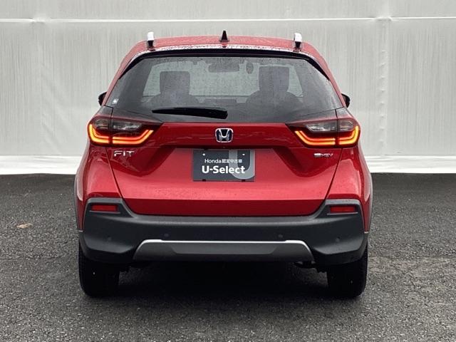 フィット e:HEVクロスター メモリーナビ ドラレコ ETC 衝突回避システム フルオートエアコン 整備記録簿 LEDランプ エアバッグ サイドエアバック 地デジ オートクルーズコントロール VSA バックカメラ USB パワステ(10枚目)