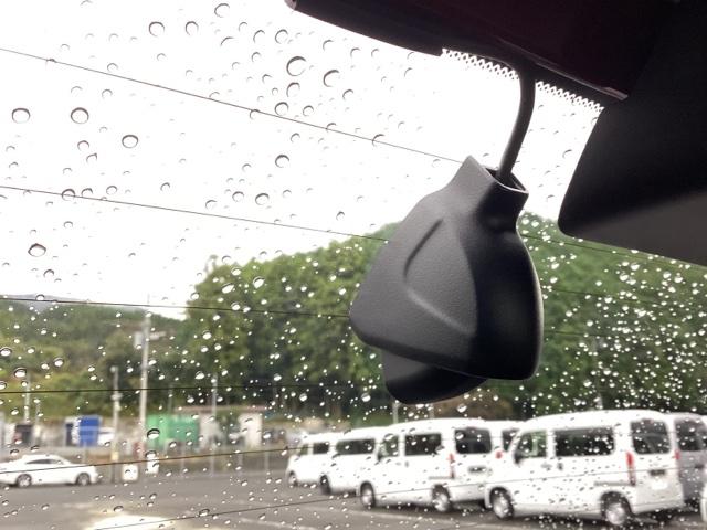 フィット e:HEVクロスター メモリーナビ ドラレコ ETC 衝突回避システム フルオートエアコン 整備記録簿 LEDランプ エアバッグ サイドエアバック 地デジ オートクルーズコントロール VSA バックカメラ USB パワステ(15枚目)