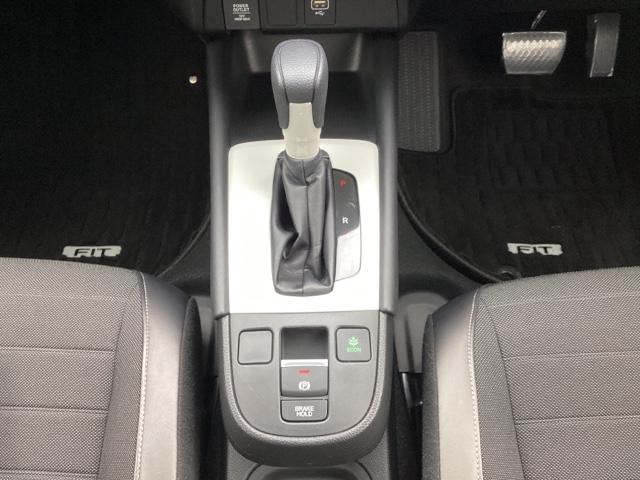 フィット e:HEVクロスター メモリーナビ ドラレコ ETC 衝突回避システム フルオートエアコン 整備記録簿 LEDランプ エアバッグ サイドエアバック 地デジ オートクルーズコントロール VSA バックカメラ USB パワステ(16枚目)
