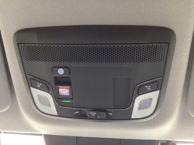 フィット e:HEVクロスター メモリーナビ ドラレコ ETC 衝突回避システム フルオートエアコン 整備記録簿 LEDランプ エアバッグ サイドエアバック 地デジ オートクルーズコントロール VSA バックカメラ USB パワステ(29枚目)