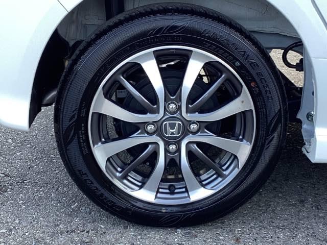 N-BOXカスタム ベースグレード 試乗車 メモリーナビ ドラレコ ETC USB接続 CMBS Dレコ 禁煙 ベンチシート オートエアコン スマートキ LED 盗難防止装置 クルコン バックカメラ フルセグTV パワーステアリング(22枚目)