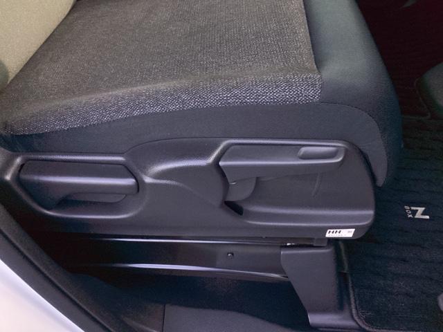 N-BOXカスタム ベースグレード 試乗車 メモリーナビ ドラレコ ETC USB接続 CMBS Dレコ 禁煙 ベンチシート オートエアコン スマートキ LED 盗難防止装置 クルコン バックカメラ フルセグTV パワーステアリング(25枚目)