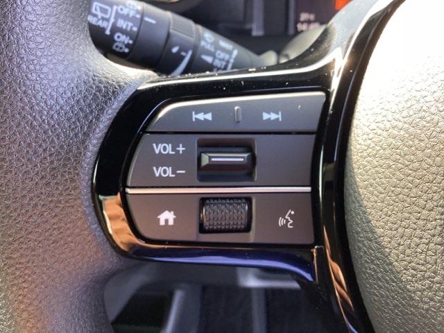 N-BOXカスタム ベースグレード 試乗車 メモリーナビ ドラレコ ETC USB接続 CMBS Dレコ 禁煙 ベンチシート オートエアコン スマートキ LED 盗難防止装置 クルコン バックカメラ フルセグTV パワーステアリング(37枚目)