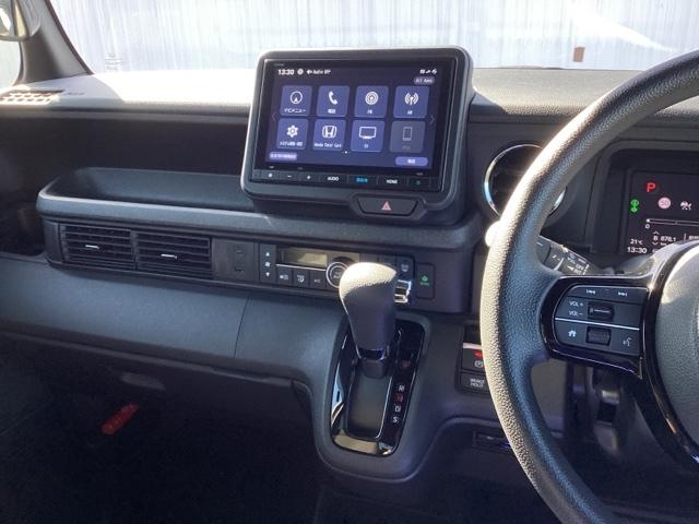 Ｎ－ＢＯＸカスタム ベースグレード　試乗車　メモリーナビ　ドラレコ　ＥＴＣ　ＵＳＢ接続　ＣＭＢＳ　Ｄレコ　禁煙　ベンチシート　オートエアコン　スマートキ　ＬＥＤ　盗難防止装置　クルコン　バックカメラ　フルセグＴＶ　パワーステアリング（6枚目）