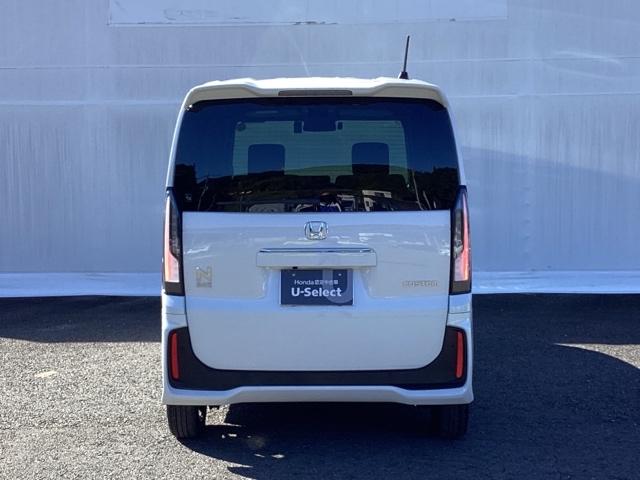 Ｎ－ＢＯＸカスタム ベースグレード　試乗車　メモリーナビ　ドラレコ　ＥＴＣ　ＵＳＢ接続　ＣＭＢＳ　Ｄレコ　禁煙　ベンチシート　オートエアコン　スマートキ　ＬＥＤ　盗難防止装置　クルコン　バックカメラ　フルセグＴＶ　パワーステアリング（10枚目）