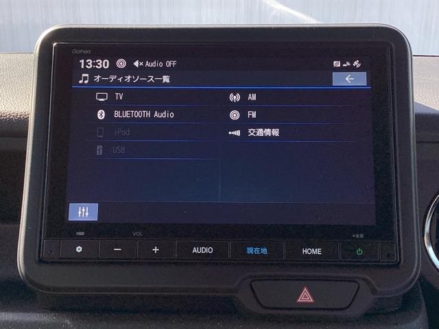Ｎ－ＢＯＸカスタム ベースグレード　試乗車　メモリーナビ　ドラレコ　ＥＴＣ　ＵＳＢ接続　ＣＭＢＳ　Ｄレコ　禁煙　ベンチシート　オートエアコン　スマートキ　ＬＥＤ　盗難防止装置　クルコン　バックカメラ　フルセグＴＶ　パワーステアリング（11枚目）