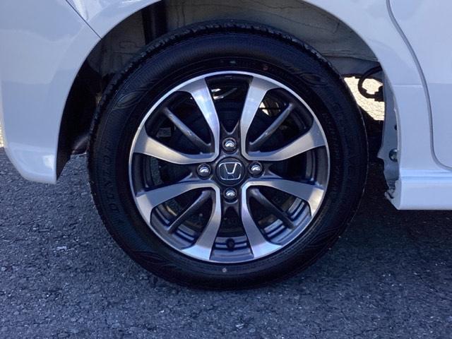 Ｎ－ＢＯＸカスタム ベースグレード　試乗車　メモリーナビ　ドラレコ　ＥＴＣ　ＵＳＢ接続　ＣＭＢＳ　Ｄレコ　禁煙　ベンチシート　オートエアコン　スマートキ　ＬＥＤ　盗難防止装置　クルコン　バックカメラ　フルセグＴＶ　パワーステアリング（22枚目）