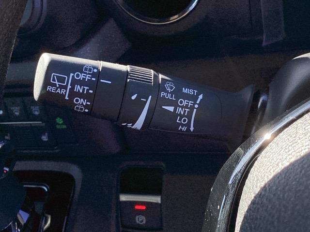 Ｎ－ＢＯＸカスタム ベースグレード　試乗車　メモリーナビ　ドラレコ　ＥＴＣ　ＵＳＢ接続　ＣＭＢＳ　Ｄレコ　禁煙　ベンチシート　オートエアコン　スマートキ　ＬＥＤ　盗難防止装置　クルコン　バックカメラ　フルセグＴＶ　パワーステアリング（35枚目）