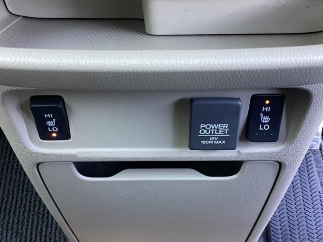 N-WGN GSSコンフォートパッケージ ホンダ純正メモリーナビ フルセグTV ナビTV 前席シートヒーター パワーステアリング スマートキー エアコン 横滑り防止装置 パワーウインド デュアルエアバッグ アイドリングストップ ABS(12枚目)