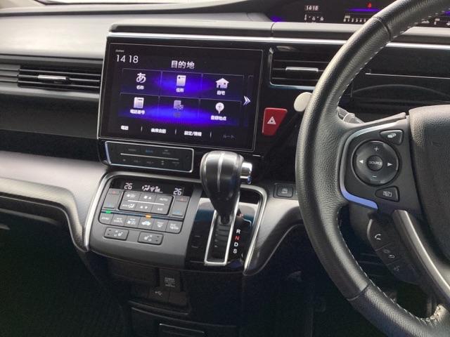 ステップワゴンスパーダ スパーダ・クールスピリットホンダセンシング メモリーナビ ドラレコ ETC リアカメラ サイドエアバック スマートキ 左右電動スライドドア バックモニタ 地TV ナビ&TV 三列シート USB 助手席エアバッグ ドライブレコーダ AAC ABS(6枚目)