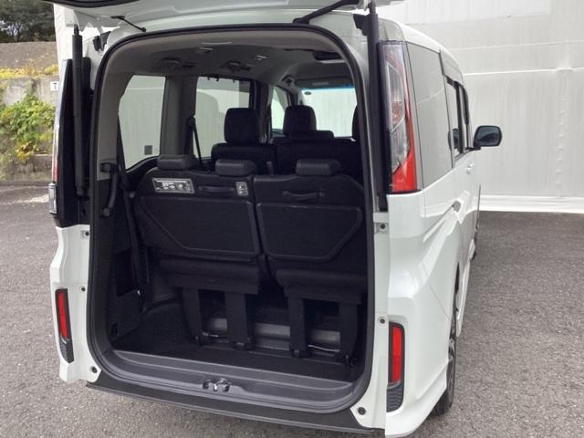 ステップワゴンスパーダ スパーダ・クールスピリットホンダセンシング メモリーナビ ドラレコ ETC リアカメラ サイドエアバック スマートキ 左右電動スライドドア バックモニタ 地TV ナビ&TV 三列シート USB 助手席エアバッグ ドライブレコーダ AAC ABS(20枚目)