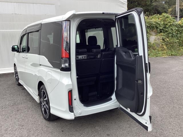 ステップワゴンスパーダ スパーダ・クールスピリットホンダセンシング メモリーナビ ドラレコ ETC リアカメラ サイドエアバック スマートキ 左右電動スライドドア バックモニタ 地TV ナビ&TV 三列シート USB 助手席エアバッグ ドライブレコーダ AAC ABS(26枚目)