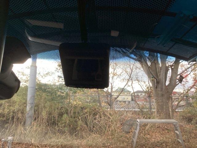 フィット 13G・Fパッケージ 純正ナビ フルセグ あんしんパッケージ イモビ DVD再生可能 スマ-トキ- サイドエアバッグ VSA ETC付き 地デジTV 助手席エアバッグ Rカメラ オートエアコン エアバック PS キ-フリ-(23枚目)