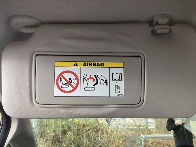 フィット 13G・Fパッケージ 純正ナビ フルセグ あんしんパッケージ イモビ DVD再生可能 スマ-トキ- サイドエアバッグ VSA ETC付き 地デジTV 助手席エアバッグ Rカメラ オートエアコン エアバック PS キ-フリ-(41枚目)