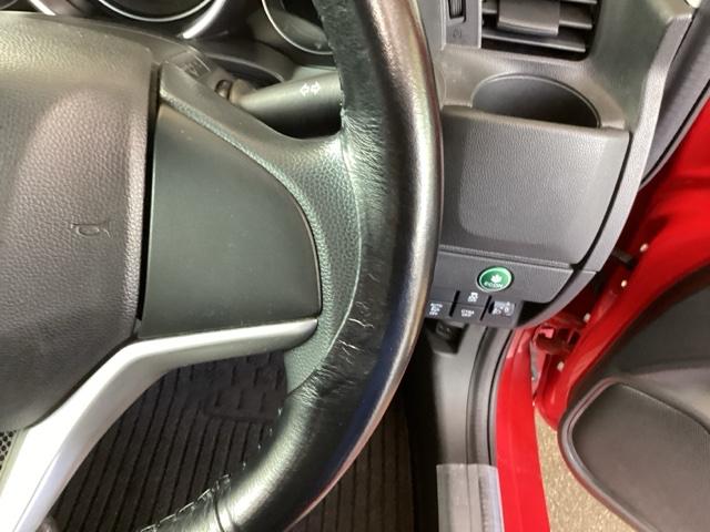 フィット 13G・Fパッケージ 純正ナビ フルセグ あんしんパッケージ イモビ DVD再生可能 スマ-トキ- サイドエアバッグ VSA ETC付き 地デジTV 助手席エアバッグ Rカメラ オートエアコン エアバック PS キ-フリ-(47枚目)