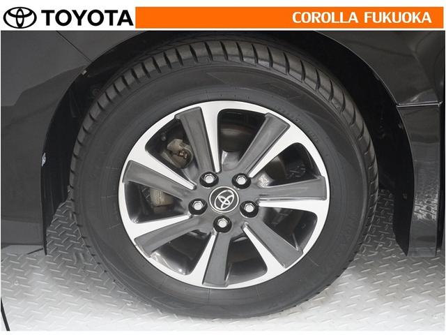 軽快な足元を演出するアルミホイール、単なるドレスアップではなく剛性と軽量化でワンランク上の気分が感じられます。