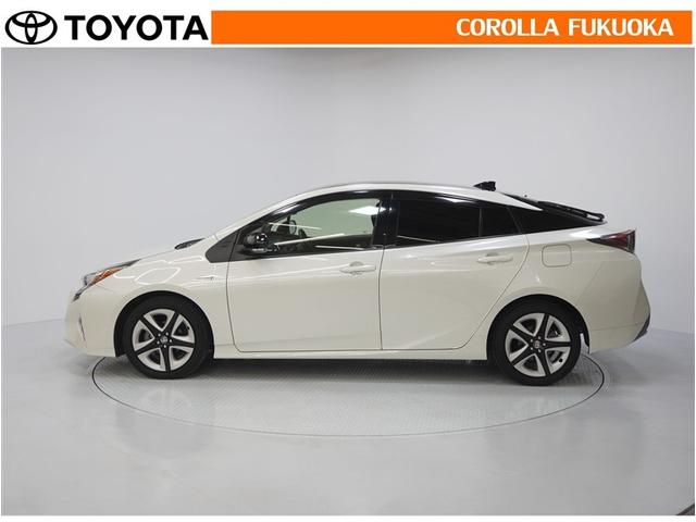 プリウス Sセーフティプラス ツートーン 衝突被害軽減システム メモリーナビ フルセグ ETC バックカメラ ドラレコ CD DVD再生 キーレス スマートキー 盗難防止装置(5枚目)