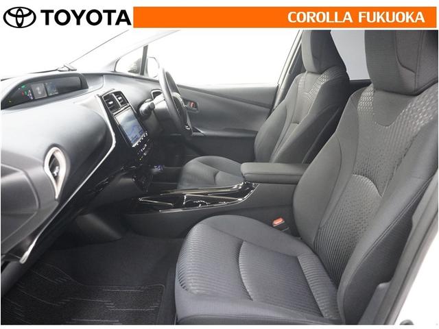 プリウス Sセーフティプラス ツートーン 衝突被害軽減システム メモリーナビ フルセグ ETC バックカメラ ドラレコ CD DVD再生 キーレス スマートキー 盗難防止装置(11枚目)