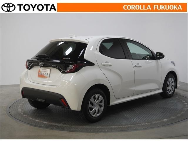 ヤリス G 衝突被害軽減システム ETC バックカメラ ドラレコ キーレス スマートキー 盗難防止装置(8枚目)