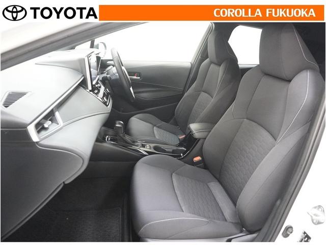 カローラスポーツ ハイブリッドＧ　衝突被害軽減システム　メモリーナビ　フルセグ　ＥＴＣ　バックカメラ　ドラレコ　ＣＤ　ＤＶＤ再生　キーレス　スマートキー　盗難防止装置（12枚目）