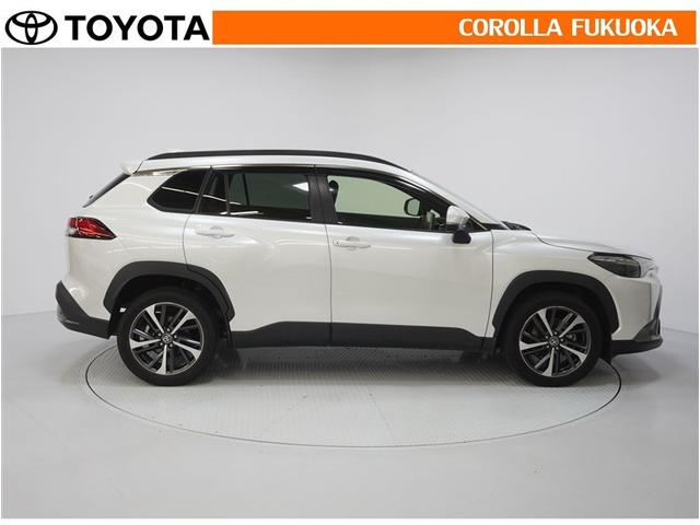 カローラクロス ハイブリッド　Ｚ　衝突被害軽減システム　メモリーナビ　フルセグ　ＥＴＣ　バックカメラ　ＣＤ　ＤＶＤ再生　キーレス　スマートキー　盗難防止装置（8枚目）