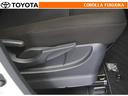 運転席シート上下アジャスター付き。ドライバーの背丈に合わせて調整できます。