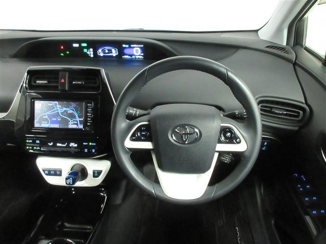 プリウス Ｓセーフティプラス　ワンセグ　メモリーナビ　バックカメラ　衝突被害軽減システム　ＥＴＣ　ドラレコ　ＬＥＤヘッドランプ　ワンオーナー　記録簿（5枚目）