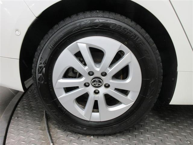 プリウス Ｓセーフティプラス　ワンセグ　メモリーナビ　バックカメラ　衝突被害軽減システム　ＥＴＣ　ドラレコ　ＬＥＤヘッドランプ　ワンオーナー　記録簿（6枚目）