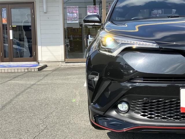 Ｃ－ＨＲ Ｇ　ハーフ革　ＴＳＳ　エアロ　ＤＶＤ再生可　ＬＥＤヘッド　バックモニタ　イモビライザー　ナビ＆ＴＶ　ＥＴＣ付　キーフリーシステム　スマキー　クルーズＣ　ドライブレコ－ダ－　エアバッグ　アルミ　メモリ－ナビ（16枚目）