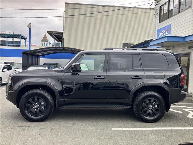 ランドクルーザー２５０ ＶＸ　Ｒカメラ　Ｐシート　地デジ　プリクラッシュセーフティ　アルミホイール　ＬＥＤヘッド　クルーズコントロール　３列シート　本革シート　ＥＴＣ　ＴＶ　ドライブレコーダー　４ＷＤ　スマートキー　ガラスルーフ（9枚目）