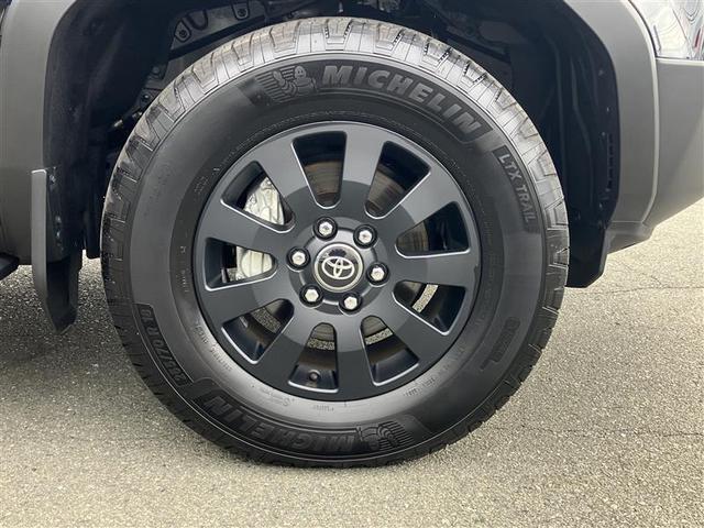 ランドクルーザー２５０ ＶＸ　Ｒカメラ　Ｐシート　地デジ　プリクラッシュセーフティ　アルミホイール　ＬＥＤヘッド　クルーズコントロール　３列シート　本革シート　ＥＴＣ　ＴＶ　ドライブレコーダー　４ＷＤ　スマートキー　ガラスルーフ（38枚目）