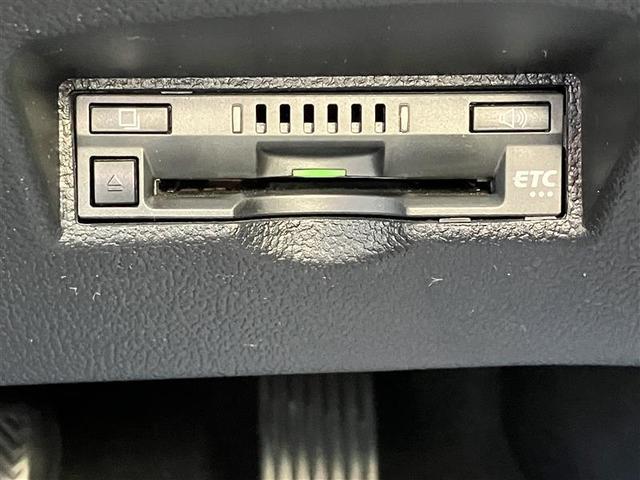 プリウス Ｓツーリングセレクション　エアバック　Ｂモニ　メモリ－ナビ　助手席エアバック　ナビ　ＡＢＳ　ＡＷ　フルオートエアコン　プリクラッシュＳ（4枚目）