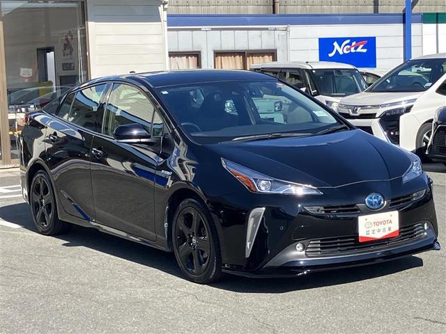 プリウス Ｓツーリングセレクション　エアバック　Ｂモニ　メモリ－ナビ　助手席エアバック　ナビ　ＡＢＳ　ＡＷ　フルオートエアコン　プリクラッシュＳ（7枚目）