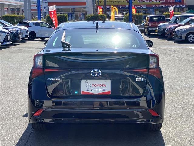 プリウス Ｓツーリングセレクション　エアバック　Ｂモニ　メモリ－ナビ　助手席エアバック　ナビ　ＡＢＳ　ＡＷ　フルオートエアコン　プリクラッシュＳ（13枚目）