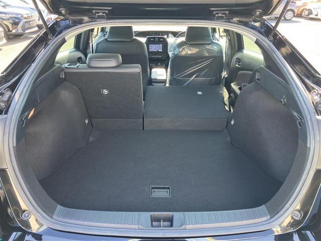 プリウス Ｓツーリングセレクション　エアバック　Ｂモニ　メモリ－ナビ　助手席エアバック　ナビ　ＡＢＳ　ＡＷ　フルオートエアコン　プリクラッシュＳ（20枚目）