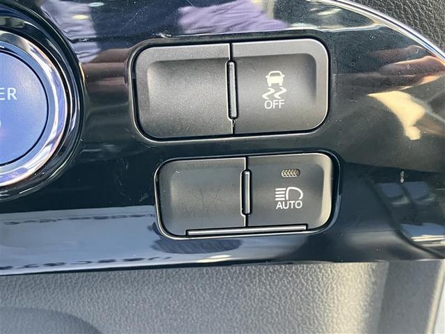 プリウス Ｓツーリングセレクション　エアバック　Ｂモニ　メモリ－ナビ　助手席エアバック　ナビ　ＡＢＳ　ＡＷ　フルオートエアコン　プリクラッシュＳ（33枚目）