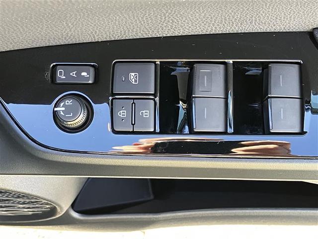 プリウス Ｓツーリングセレクション　エアバック　Ｂモニ　メモリ－ナビ　助手席エアバック　ナビ　ＡＢＳ　ＡＷ　フルオートエアコン　プリクラッシュＳ（37枚目）