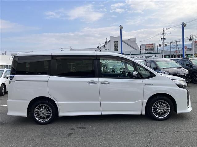 ������������ƊJ�����h�A�n���h���Ƀ^�b�`����Ǝ{�����܂��̂Œ܂�A�N�Z�T���[�Ń{�f�B���Ђ������Ă��܂����Ƃ�����܂���B����Ȃ�h�A���ӂɏ����ȃL�Y��t���Ă��܂����Ƃ��Ȃ��Ȃ肻���ł���