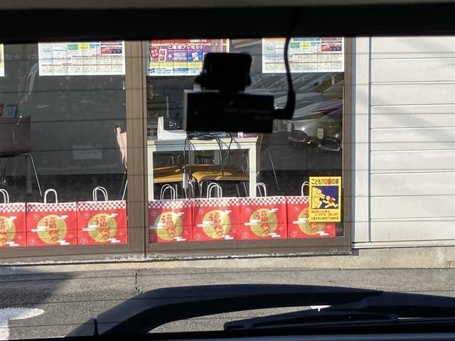 ライズ Ｚ　Ｂカメ　ＬＥＤヘッドライト　アルミホイール　エアバッグ　４ＷＤ車　パワーウィンドウ　ＡＢＳ　カーテンエアバック　パワーステアリング　ＥＴＣ　エアコン　メモリーナビ　ナビ　衝突軽減ブレ－キ　ＷエアＢ（8枚目）