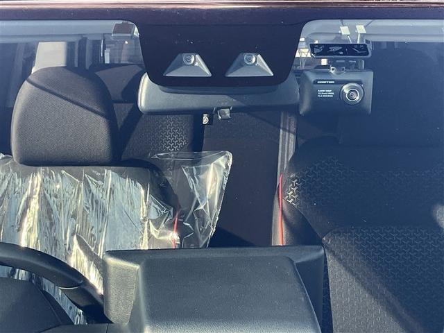 ライズ Ｚ　Ｂカメ　ＬＥＤヘッドライト　アルミホイール　エアバッグ　４ＷＤ車　パワーウィンドウ　ＡＢＳ　カーテンエアバック　パワーステアリング　ＥＴＣ　エアコン　メモリーナビ　ナビ　衝突軽減ブレ－キ　ＷエアＢ（9枚目）