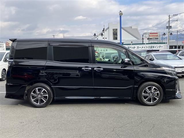 ������������ƊJ�����h�A�n���h���Ƀ^�b�`����Ǝ{�����܂��̂Œ܂�A�N�Z�T���[�Ń{�f�B���Ђ������Ă��܂����Ƃ�����܂���B����Ȃ�h�A���ӂɏ����ȃL�Y��t���Ă��܂����Ƃ��Ȃ��Ȃ肻���ł���