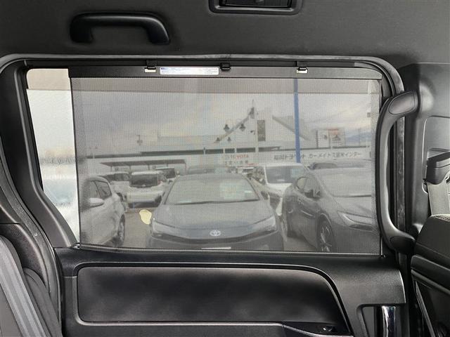 �X���C�h�h�A�ɃT���V�F�[�h���t���Ă܂����T���V�F�[�h���グ����Ԃł��K���X���㉺���Ă������邱�Ƃ͂���܂����