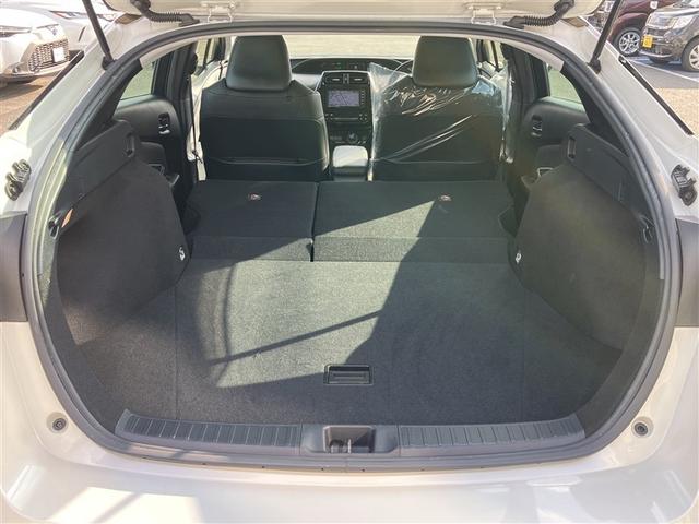 プリウス Ｓツーリングセレクション　バックモニタ　オ－トエアコン　ＬＥＤランプ　エアバック　ＥＴＣ車載器　メモリ－ナビ　助手席エアバック　アルミ　ナビ　ＡＢＳ　プリクラッシュブレーキ（20枚目）