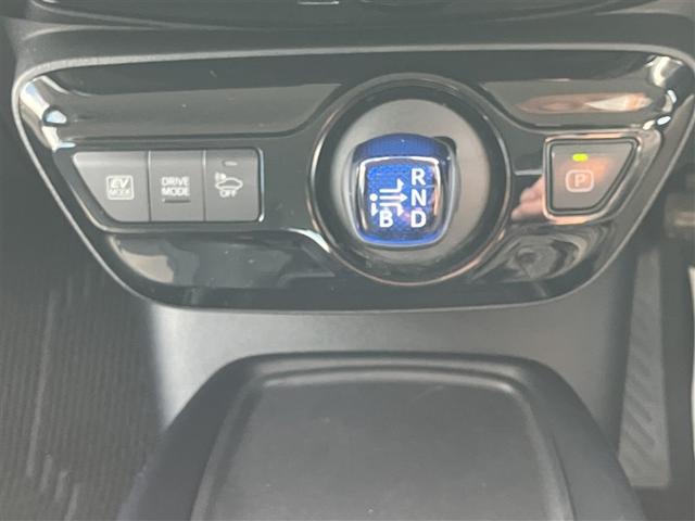 プリウス Ｓツーリングセレクション　バックモニタ　オ－トエアコン　ＬＥＤランプ　エアバック　ＥＴＣ車載器　メモリ－ナビ　助手席エアバック　アルミ　ナビ　ＡＢＳ　プリクラッシュブレーキ（34枚目）