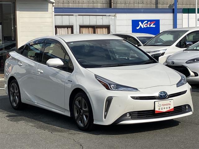 プリウス Ｓツーリングセレクション　ドライブレコーダ　バックモニタ　オ－トエアコン　ＬＥＤランプ　エアバック　ＥＴＣ車載器　メモリ－ナビ　助手席エアバック　アルミ　ナビ　ＡＢＳ　プリクラッシュブレーキ（7枚目）