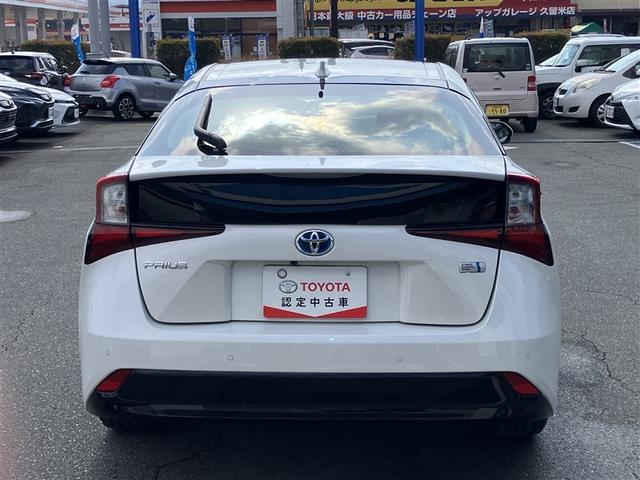 プリウス Ｓツーリングセレクション　ドライブレコーダ　バックモニタ　オ－トエアコン　ＬＥＤランプ　エアバック　ＥＴＣ車載器　メモリ－ナビ　助手席エアバック　アルミ　ナビ　ＡＢＳ　プリクラッシュブレーキ（13枚目）