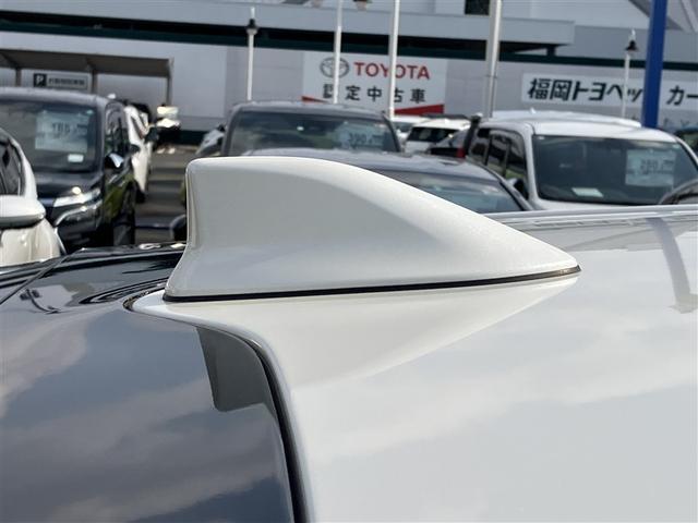 プリウス Ｓツーリングセレクション　ドライブレコーダ　バックモニタ　オ－トエアコン　ＬＥＤランプ　エアバック　ＥＴＣ車載器　メモリ－ナビ　助手席エアバック　アルミ　ナビ　ＡＢＳ　プリクラッシュブレーキ（14枚目）